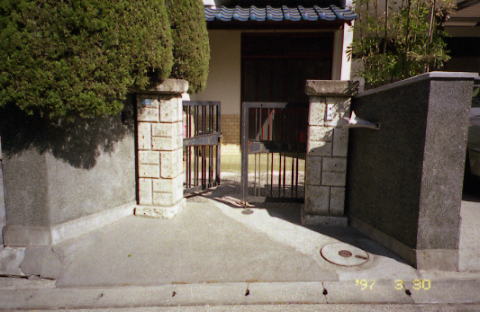 photo1